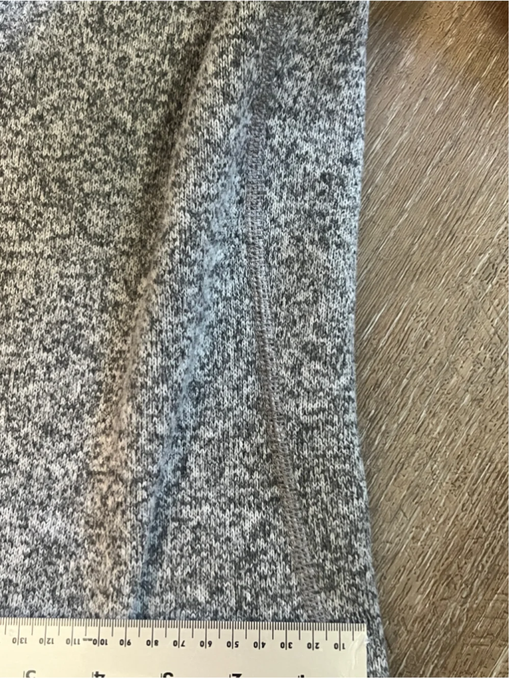 Women's Patagonia Gray Quarter-Zip Sweater M